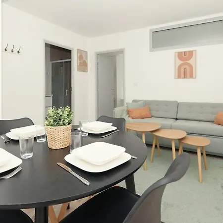 La Jeanne D'arc 3, Apartamento *